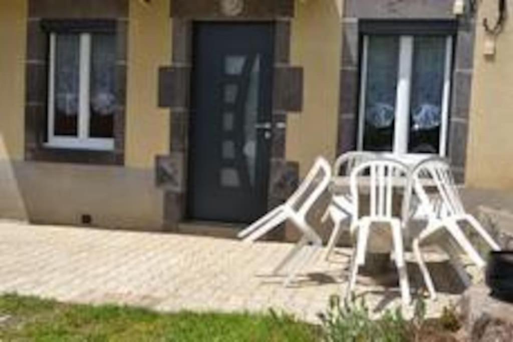 Maison De Vacances Nébouzat Exteriör bild